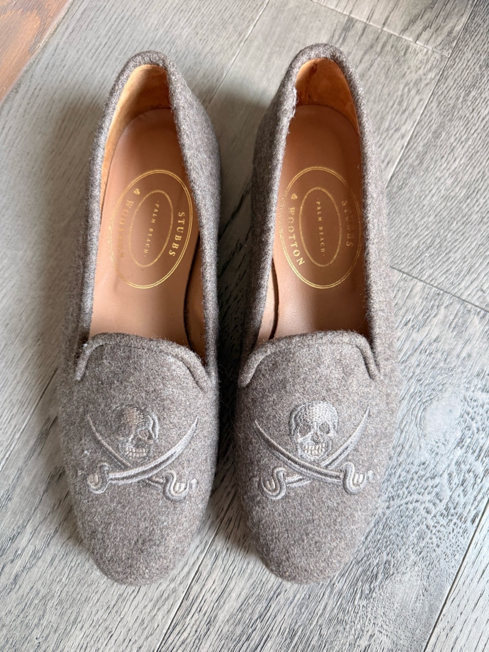 Stubbs & Wootton Women's Tonal Skull Embroidered Wool Loafers - 9